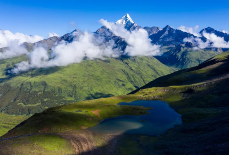 四姑娘山看海線(xiàn) 八角棚海子 石布龍海 犀牛海 輕徒步極限行攝